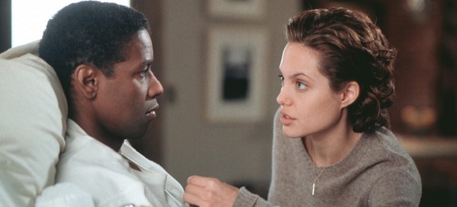 - Zombie Gaming The Bone Collector Denzel Washington Angelina Jolie