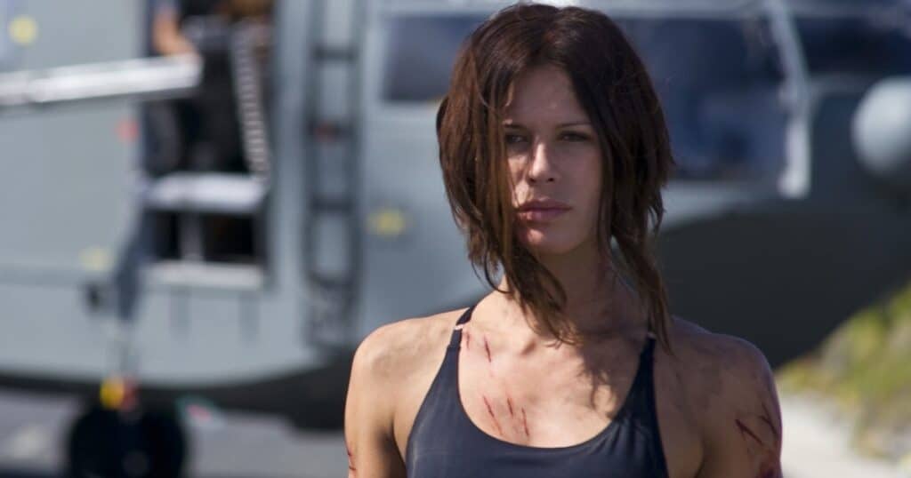 - Zombie Gaming Doomsday Rhona Mitra