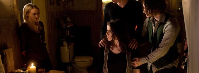 This Bill Skarsgård Netflix Horror Series Isn’t Even Available to Stream Anymore